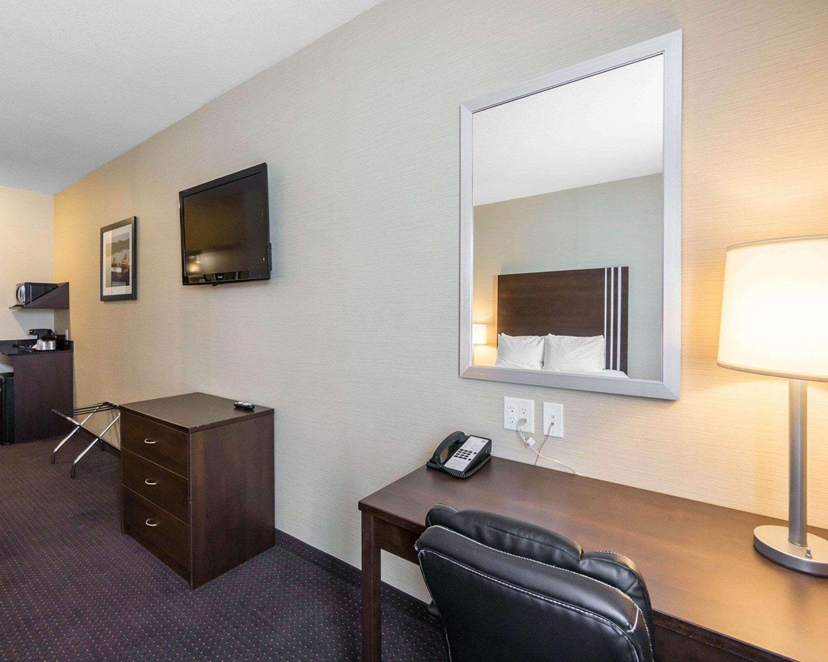 Comfort Inn & Suites Fox Creek Exterior foto