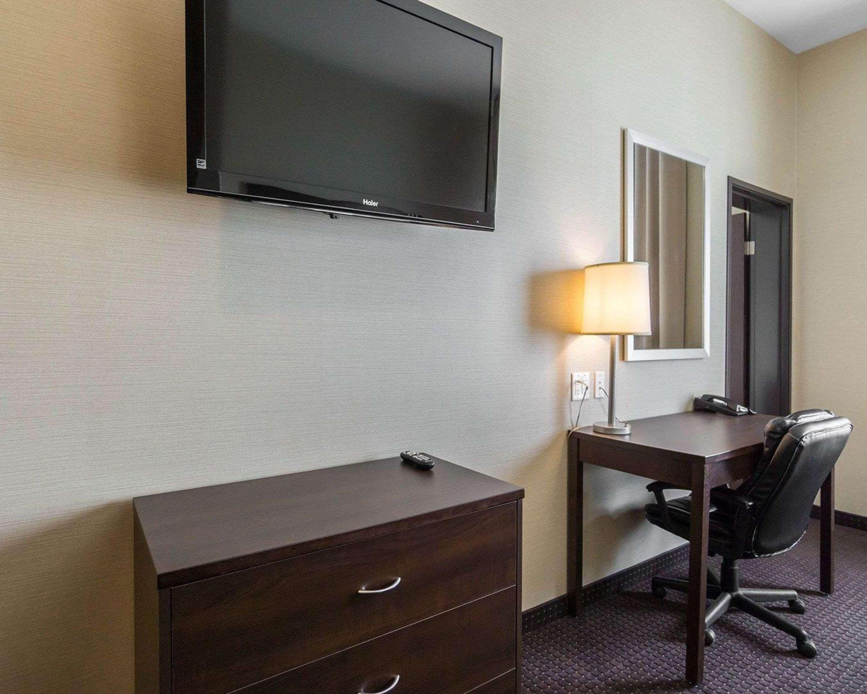 Comfort Inn & Suites Fox Creek Exterior foto